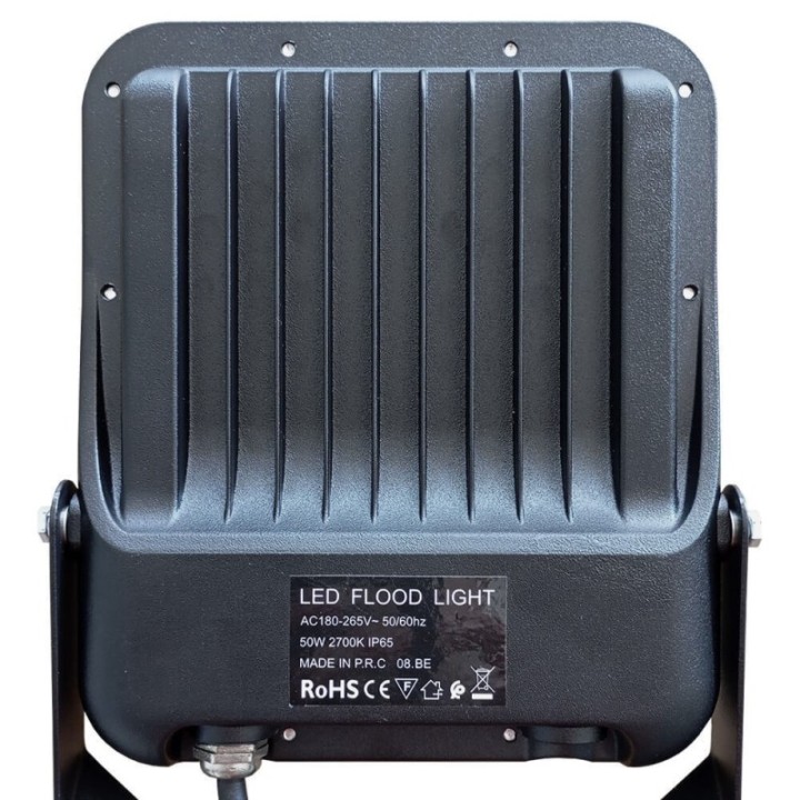 IK10-eclairage-robuste-anti-vandale