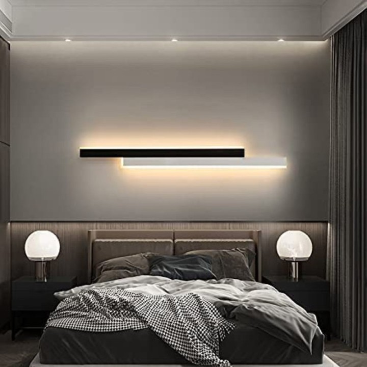 Lampe Linéaire LED 72W 2m Noire | UGR17 | Suspension ou Surface | Éclairage Professionnel
