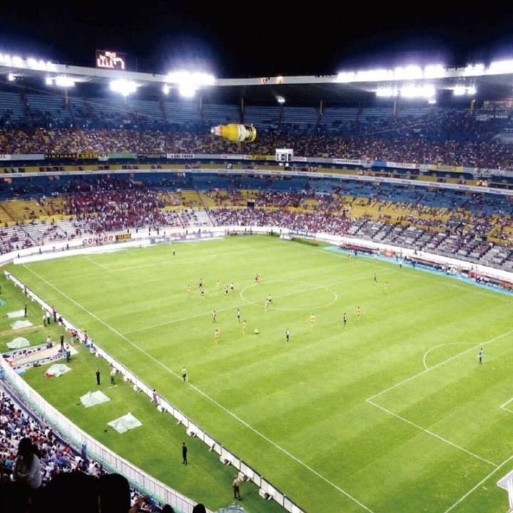 Éclairage de stade et terrain 400W - Drivers Philips – Haute luminosité